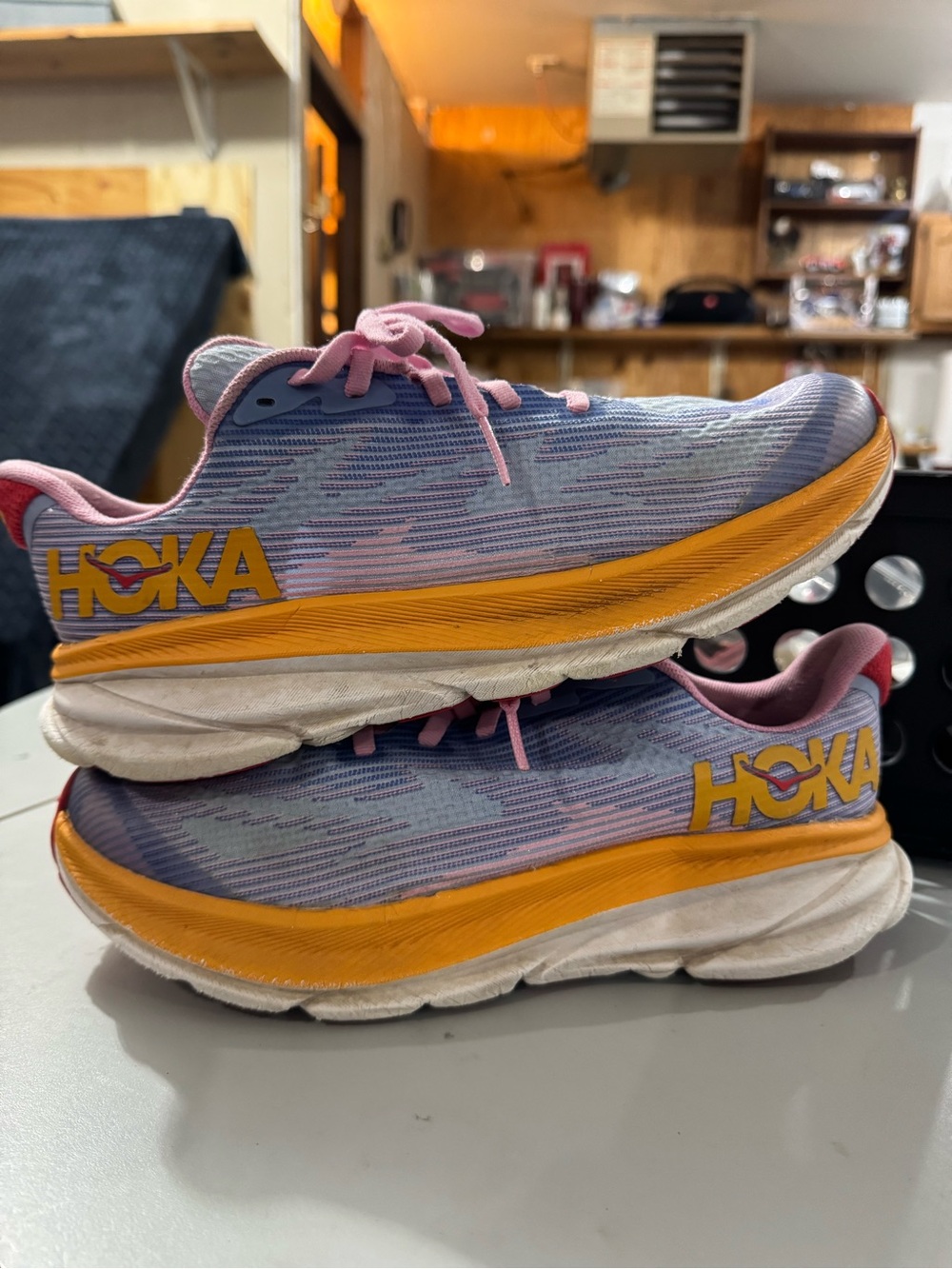 Hoka One Youth Clifton 9 Peony Mirage size 7 MD